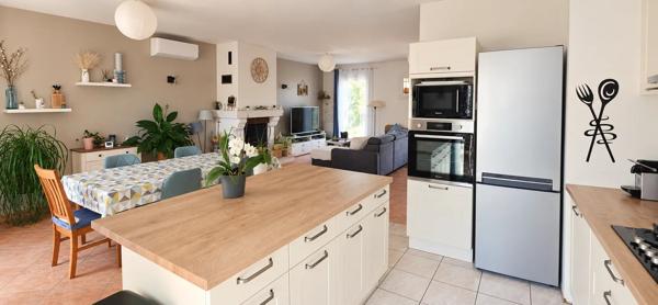 Vente                                                      Maison
                        
                     5 pièces                      91 m2                     à Fontenay-Trésigny