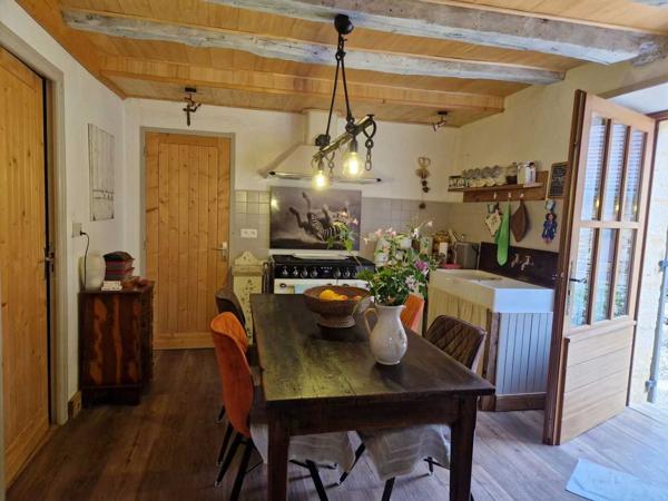 Maison ancienne - Saint-cyprien Authentique maison perigordine en pierres, rénovée avec piscine et Jardin