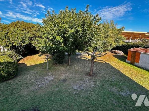 Maison à Vendre à CAPBRETON Landes (40)
CENTRE VILLE Dans un environnement calme et résidentie...