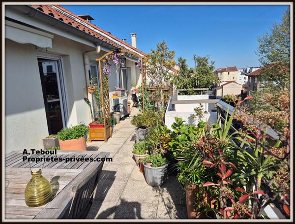 TOIT/TERRASSE SUR VILLEURBANNE/ GRATTE CIEL NORD :DERNIER ETAGE  DE 126M² AVEC TERRASSE DE 35M² CIEL OUVERT