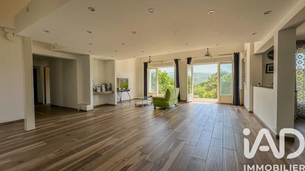Maison à vendre 4 pièces 153 m² Apt