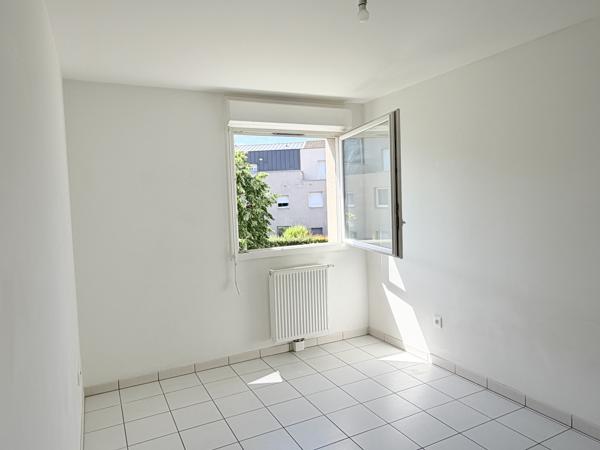 Appartement
         3 pièces
        - 64 m² Exclusivité