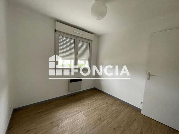 Location Appartement 2 pièces 45 m² - 200 RUE DE PONTHIOR Cluses 74300