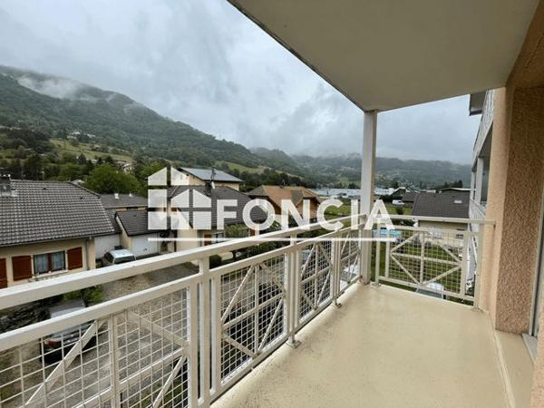 Location Appartement 2 pièces 45 m² - 200 RUE DE PONTHIOR Cluses 74300