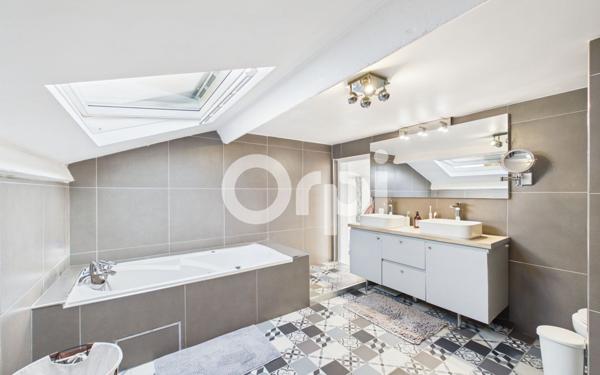 Appartement à vendre    4 pièces • 65,58 m2 Mandelieu-la-Napoule