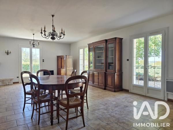 Maison à vendre 5 pièces 137 m² Sireuil