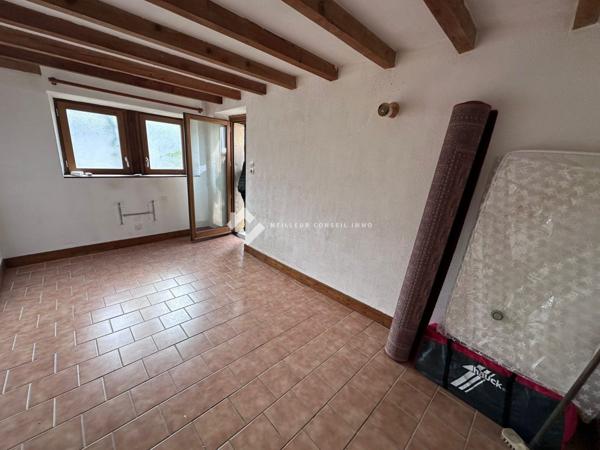 Thiers (hameau calme) - Maison 3 ch. et 1 bureau