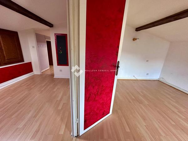 Thiers (hameau calme) - Maison 3 ch. et 1 bureau