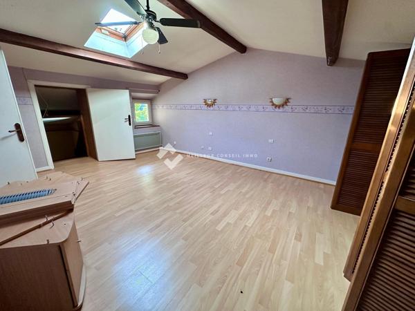 Thiers (hameau calme) - Maison 3 ch. et 1 bureau
