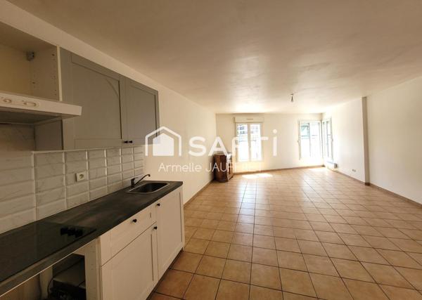 1km de la gare, T1 44m² + parking, immeuble récent