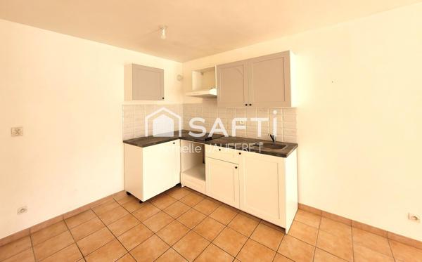 1km de la gare, T1 44m² + parking, immeuble récent