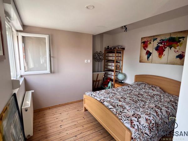 Maison 7 pièce(s) 5 chambre(s) 190 m²