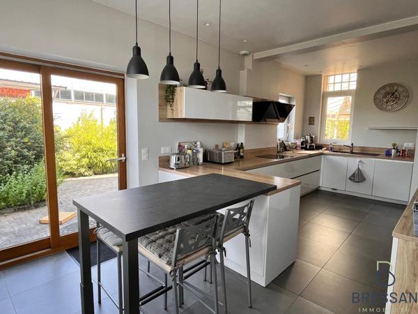 Maison 7 pièce(s) 5 chambre(s) 190 m²