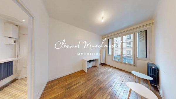 Lumineux 2/3 pièces rénové, proche commerces et gare