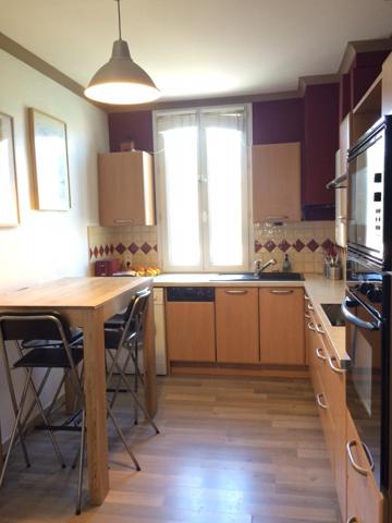 Appartement T4 dernier étage avec parking Alès (30100)