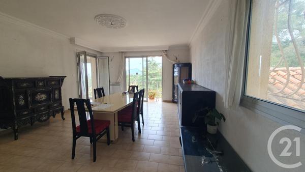 Maison à vendre  7 pièces - 158,11 m2 CARQUEIRANNE - 83