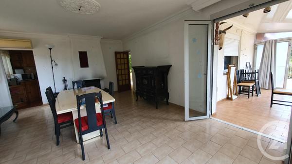 Maison à vendre  7 pièces - 158,11 m2 CARQUEIRANNE - 83