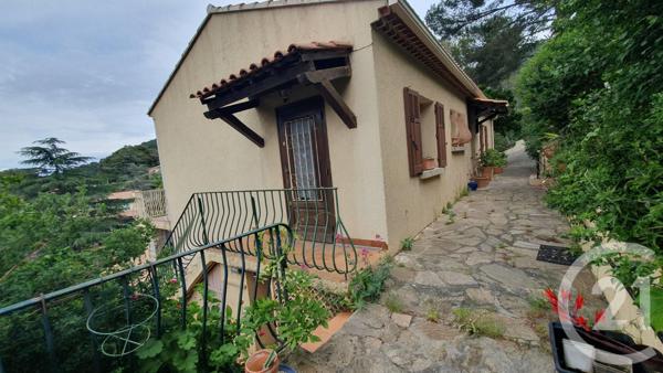 Maison à vendre  7 pièces - 158,11 m2 CARQUEIRANNE - 83