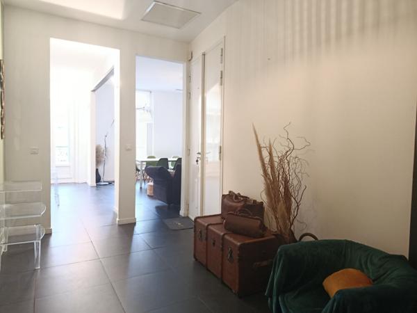 À vendre : Appartement spacieux de 5 pièces à Toulon, Haute Ville