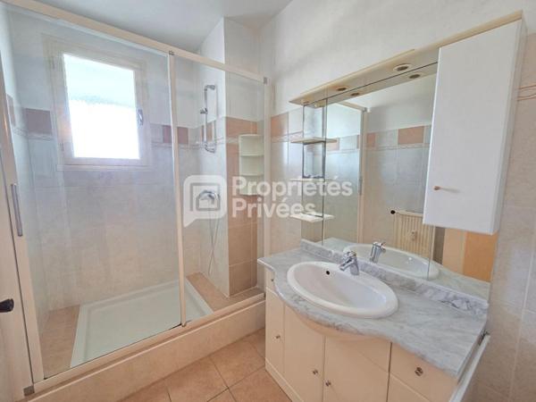 Appartement Montélimar 4 pièces 77 m2