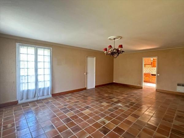 Maison à vendre à Carhaix-Plouguer dans le Finistère (29270), ref : 29005-1078695