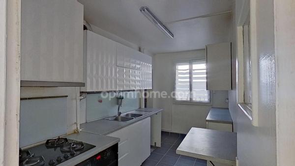 MAISONS-ALFORT Centre – Appartement de 67 m² avec 2/3 CHAMBRES, parking et cave - à 10 minutes du RER D