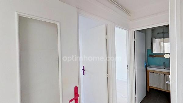 MAISONS-ALFORT Centre – Appartement de 67 m² avec 2/3 CHAMBRES, parking et cave - à 10 minutes du RER D