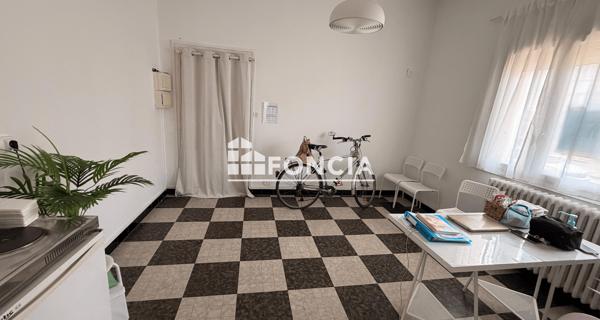 Location Local commercial 2 pièces 26.84 m² - Bourgoin-jallieu 38300