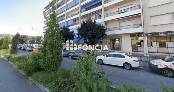 Location Local commercial 2 pièces 26.84 m² - Bourgoin-jallieu 38300