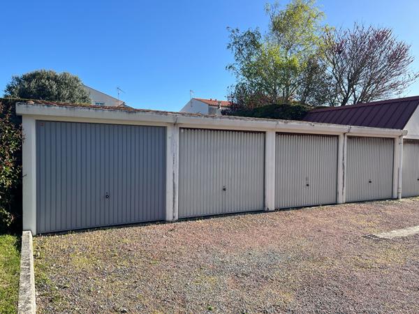 Parking / box Fouras 15 m2 Fouras Parking / box Fouras 15 m2 Fouras