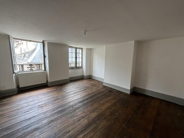 Appartement à louer |  Villefranche-de-Rouergue |  1 pièce | 34 m²