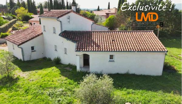 Villa 3 chambres, terrasse, jardin, garage