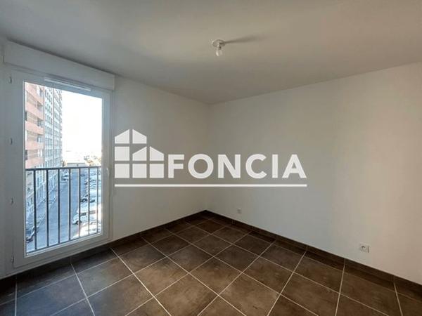 Location Appartement 3 pièces 58.32 m² - 50 RUE JEAN DUSSERT Marseille 13004