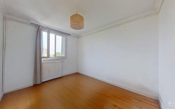 Appartement à vendre    3 pièces • 64 m2 Bron