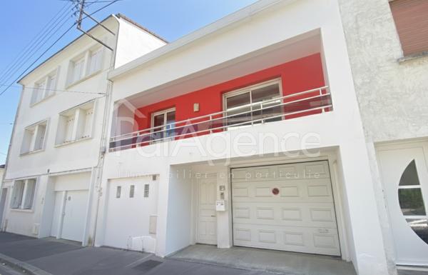 Maison avec grand garage - Hyper centre-ville