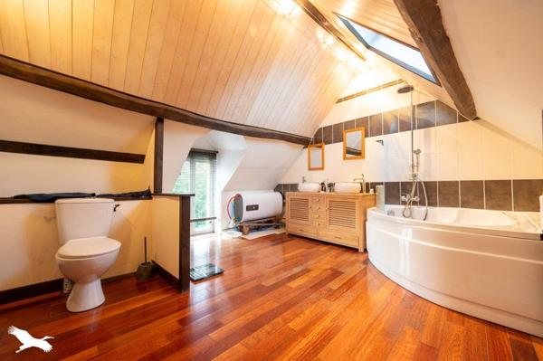 Maison à vendre |  Primelles |  6 pièces | 219 m²