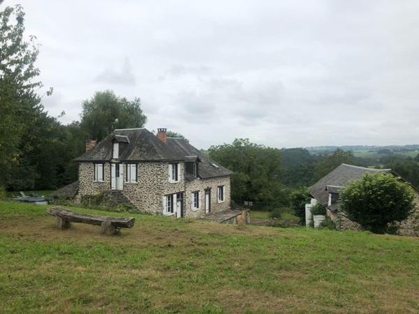 Maison à vendre |  Uzerche |  6 pièces | 211 m²