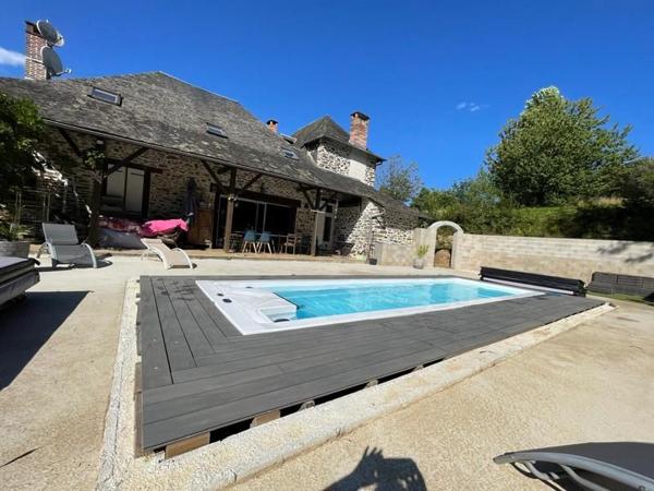 Maison à vendre |  Uzerche |  6 pièces | 211 m²