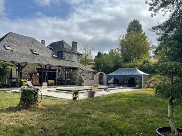 Maison à vendre |  Uzerche |  6 pièces | 211 m²