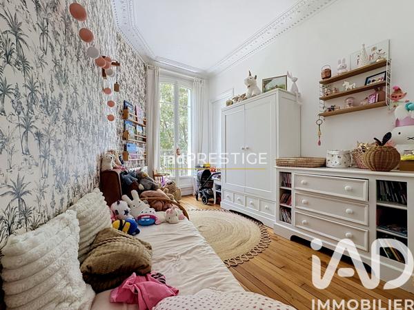 Appartement à vendre 5 pièces 104 m² Suresnes