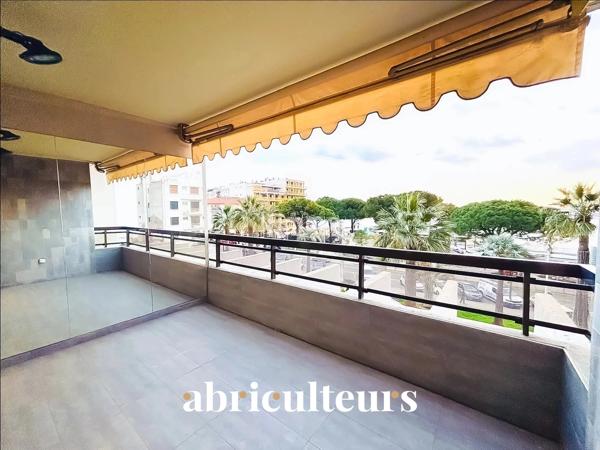 Vue mer panoramique Élégant 4 Pièces avec terrasse 84m² Juan-les-Pins