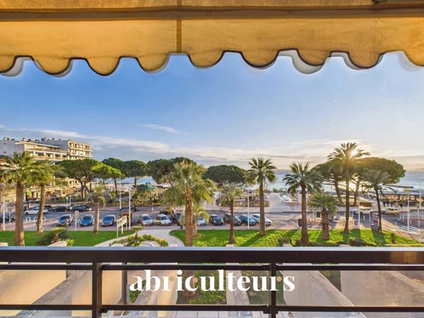 Vue mer panoramique Élégant 4 Pièces avec terrasse 84m² Juan-les-Pins
