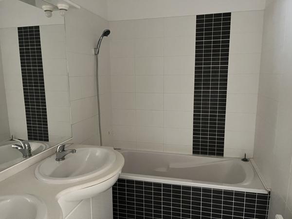 Maison à vendre 149 040 € La Réole 5 p 90 m² DPE C