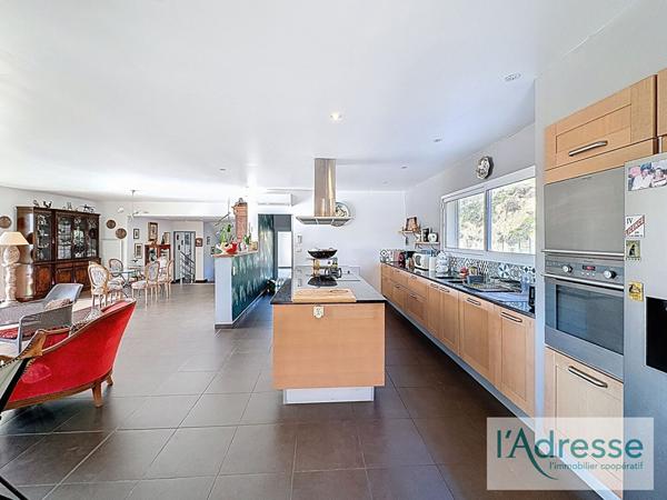 Villa 220 m² - Piscine - Vue mer - Grand terrain - AFA