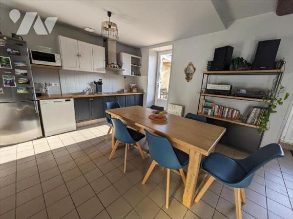 LA GAUBRETIERE - A découvrir ! Charmante maison de bourg de 82 m² habitable datant du 18ème siè...