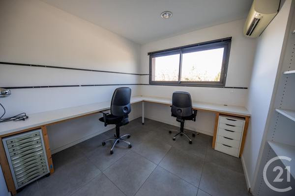 à vendre  144,18 m2 ST MEDARD EN JALLES - 33