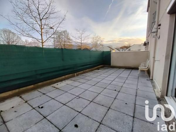 Appartement 3 pièces de 70 m² à Noisiel (77186)