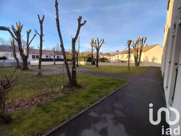 Appartement 3 pièces de 70 m² à Noisiel (77186)