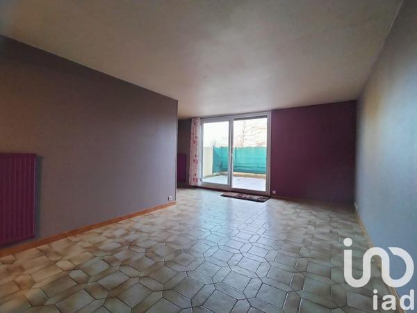Appartement 3 pièces de 70 m² à Noisiel (77186)