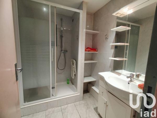 Appartement 3 pièces de 70 m² à Noisiel (77186)